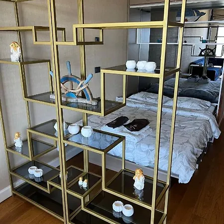 Skyland Appartement *